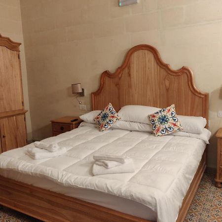 Central 214 Boutique Hotel Hamrun Eksteriør billede